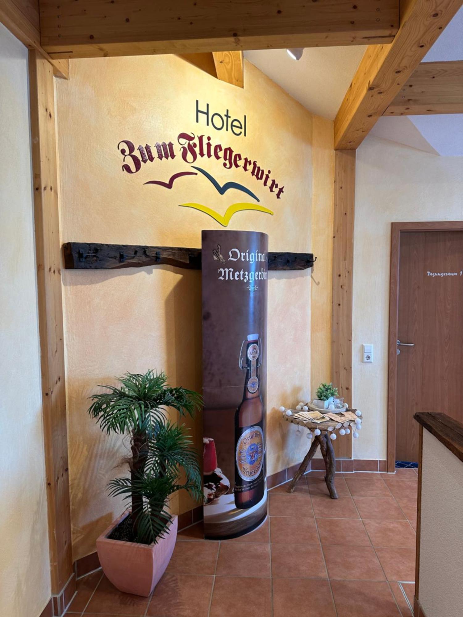 Hotel Zum Fliegerwirt Mengen Ngoại thất bức ảnh